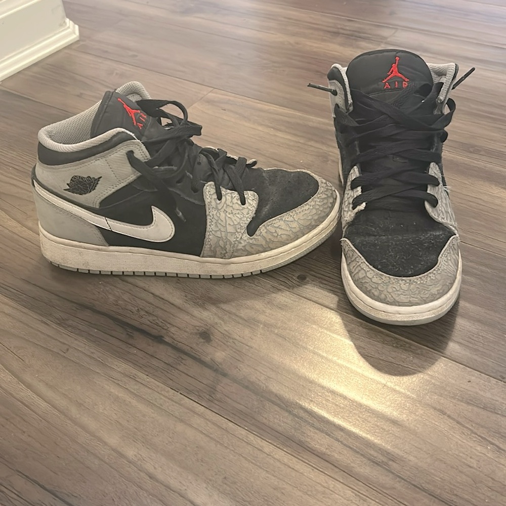 Jordan 1 elephant print.
